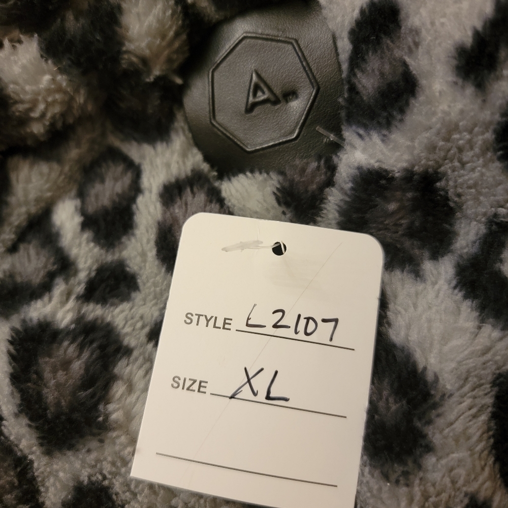 NWT Alchemist Trucker Jacket - Picture 14 of 15
